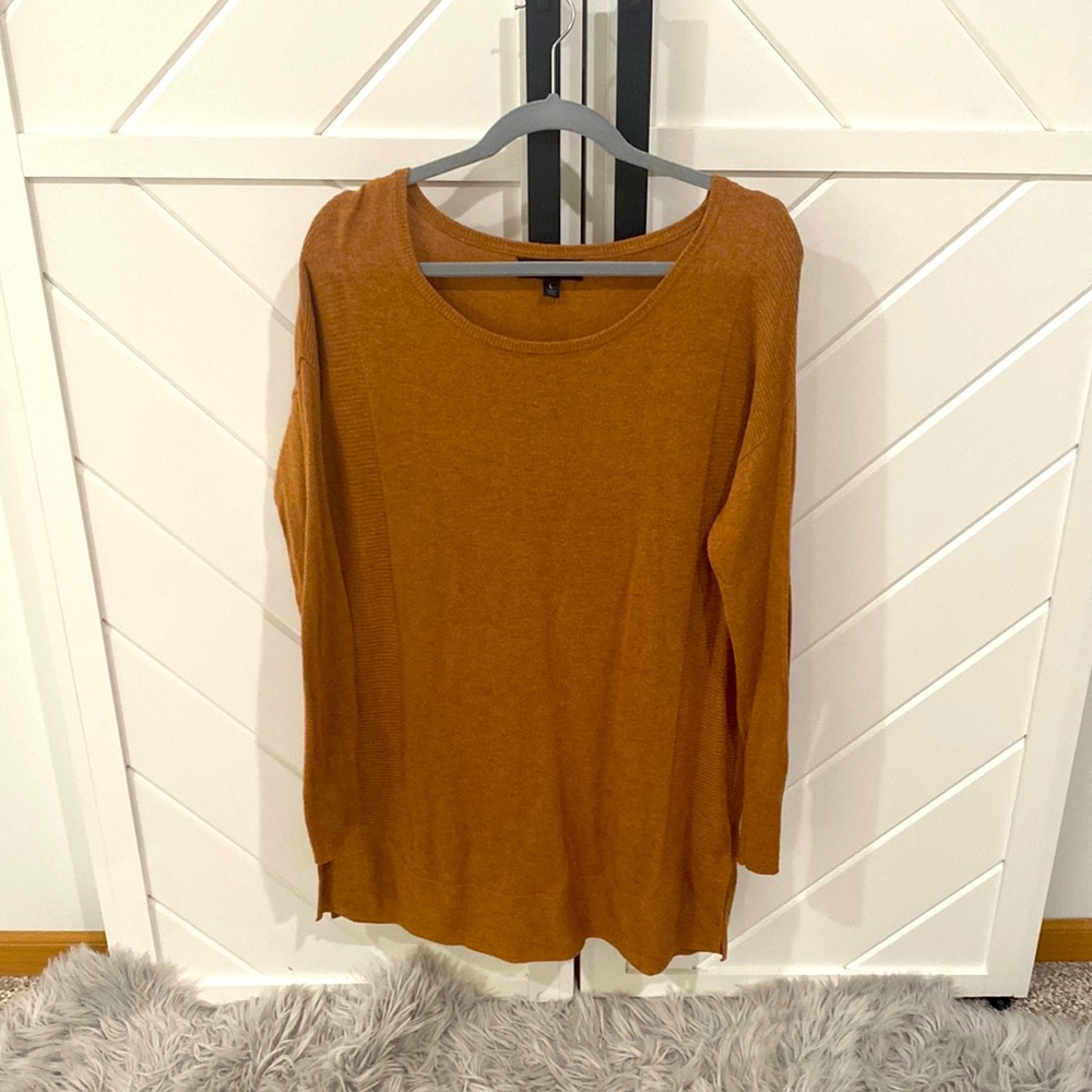 Gold caramel sweater